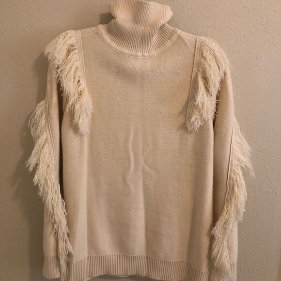 Sugarlips Sweaters - Cute & Cozy Sweater EUC